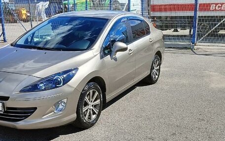 Peugeot 408 I рестайлинг, 2013 год, 690 000 рублей, 3 фотография