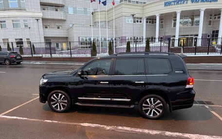 Toyota Land Cruiser 200, 2017 год, 6 500 000 рублей, 6 фотография