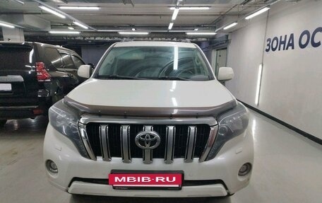 Toyota Land Cruiser Prado 150 рестайлинг 2, 2017 год, 4 199 000 рублей, 2 фотография