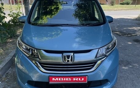 Honda Freed II, 2016 год, 1 700 000 рублей, 1 фотография