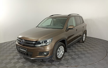 Volkswagen Tiguan I, 2016 год, 1 729 000 рублей, 1 фотография