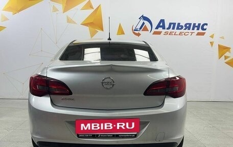 Opel Astra J, 2013 год, 660 000 рублей, 4 фотография