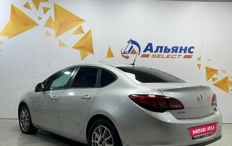 Opel Astra J, 2013 год, 660 000 рублей, 5 фотография