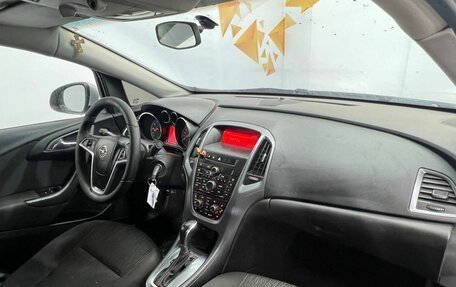 Opel Astra J, 2013 год, 660 000 рублей, 11 фотография