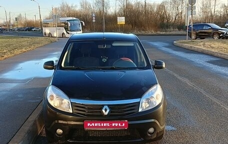 Renault Sandero I, 2013 год, 650 000 рублей, 1 фотография