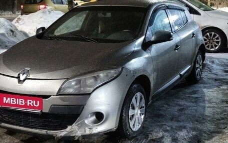 Renault Megane III, 2011 год, 499 000 рублей, 2 фотография