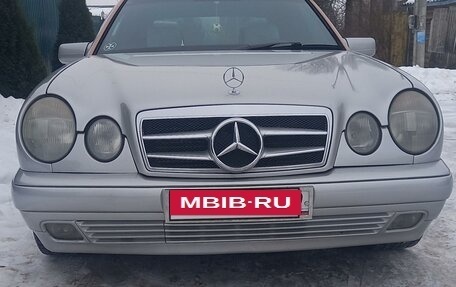 Mercedes-Benz E-Класс, 1998 год, 400 000 рублей, 3 фотография