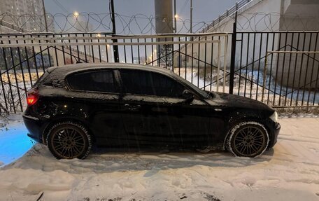 BMW 1 серия, 2007 год, 775 000 рублей, 3 фотография