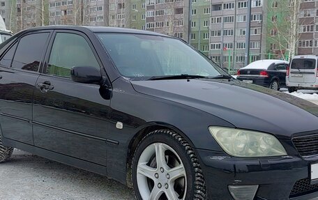 Lexus IS II рестайлинг 2, 2003 год, 1 300 000 рублей, 1 фотография