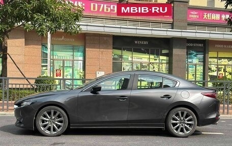 Mazda 3, 2023 год, 2 500 000 рублей, 4 фотография