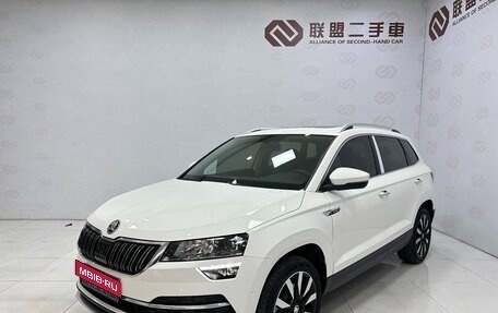 Skoda Karoq I, 2021 год, 2 200 000 рублей, 3 фотография