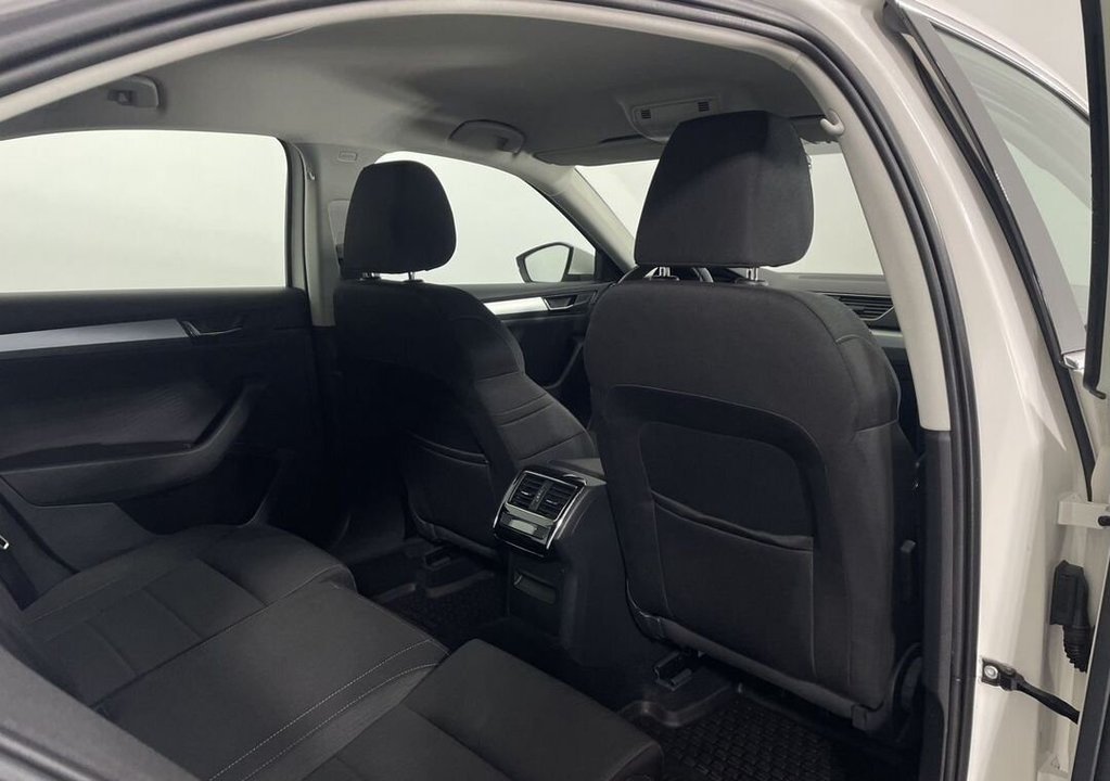 Skoda Superb III, 2018 год, 1 999 000 рублей, 16 фотография