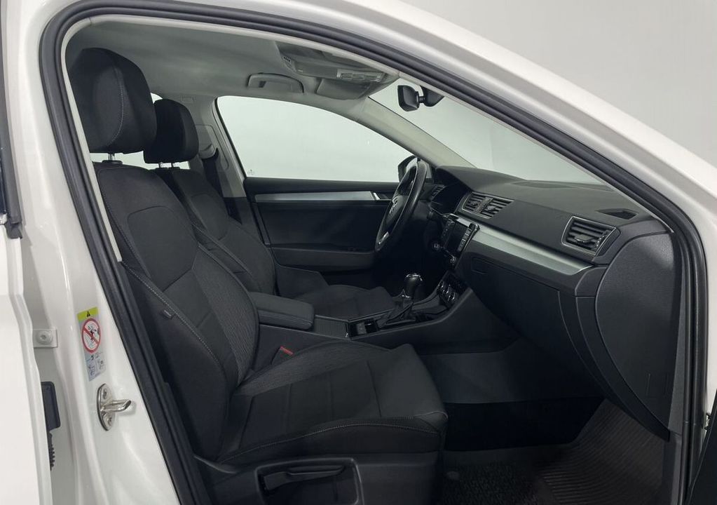 Skoda Superb III, 2018 год, 1 999 000 рублей, 14 фотография