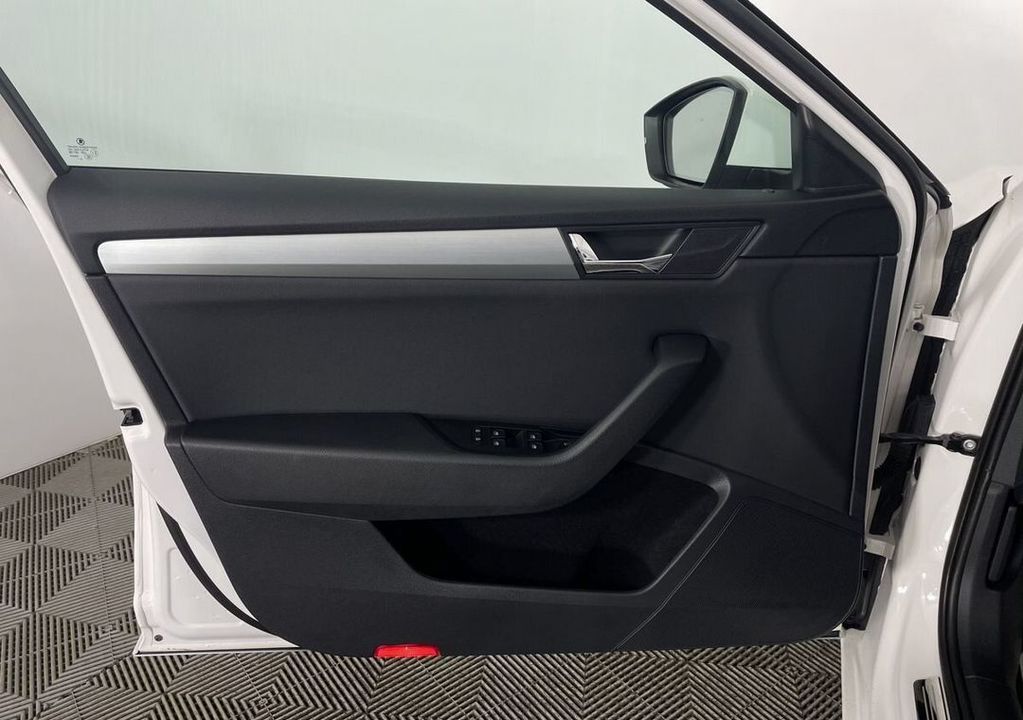 Skoda Superb III, 2018 год, 1 999 000 рублей, 8 фотография