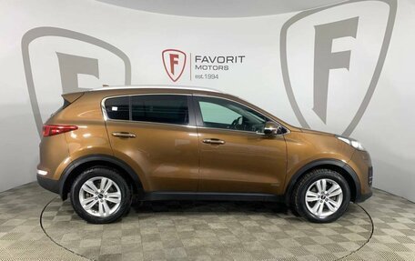 KIA Sportage IV рестайлинг, 2016 год, 1 800 000 рублей, 4 фотография