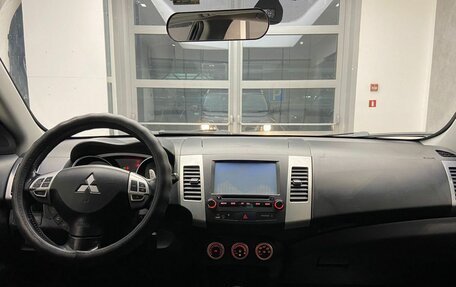 Mitsubishi Outlander III рестайлинг 3, 2007 год, 1 250 000 рублей, 8 фотография