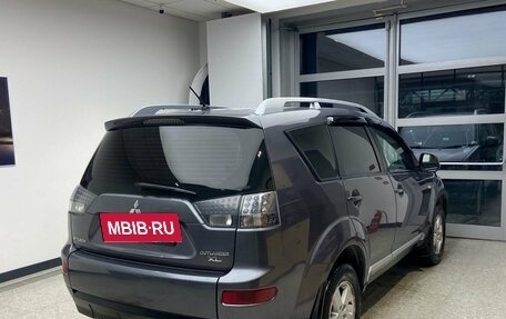 Mitsubishi Outlander III рестайлинг 3, 2007 год, 1 250 000 рублей, 4 фотография