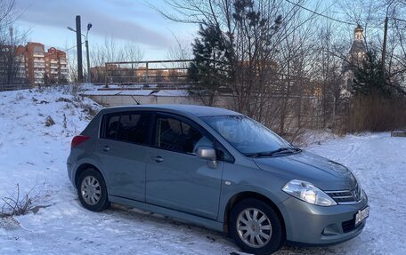 Nissan Tiida, 2010 год, 865 000 рублей, 3 фотография