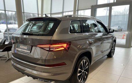 Skoda Kodiaq I, 2023 год, 5 150 000 рублей, 4 фотография