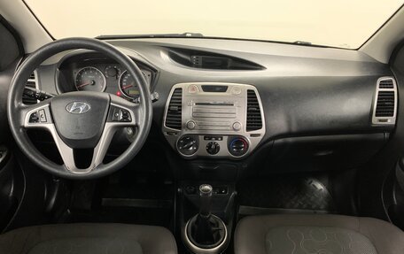 Hyundai i20 IB рестайлинг, 2010 год, 660 000 рублей, 8 фотография