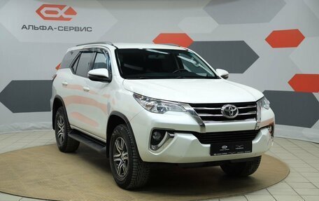 Toyota Fortuner II, 2018 год, 3 590 000 рублей, 3 фотография