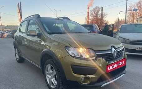 Renault Sandero II рестайлинг, 2015 год, 849 000 рублей, 2 фотография