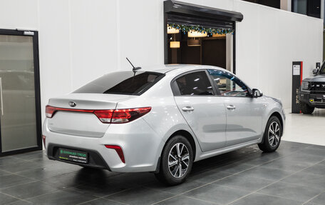 KIA Rio IV, 2018 год, 1 365 000 рублей, 6 фотография