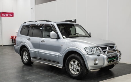 Mitsubishi Pajero III рестайлинг, 2005 год, 1 000 000 рублей, 4 фотография