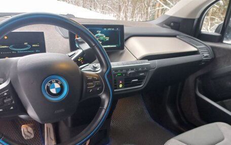 BMW i3 I01 рестайлинг, 2015 год, 1 765 000 рублей, 12 фотография