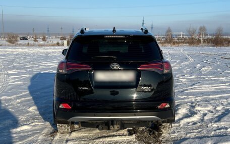 Toyota RAV4, 2018 год, 3 000 000 рублей, 4 фотография