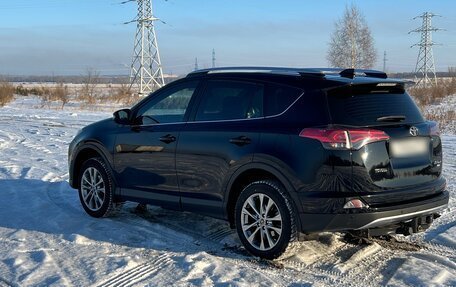 Toyota RAV4, 2018 год, 3 000 000 рублей, 5 фотография