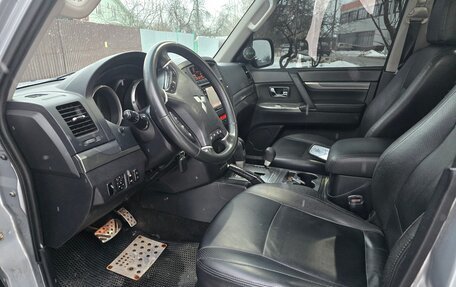 Mitsubishi Pajero IV, 2012 год, 2 200 000 рублей, 11 фотография