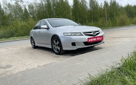 Honda Accord VII рестайлинг, 2006 год, 1 050 000 рублей, 2 фотография