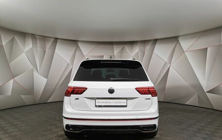 Volkswagen Tiguan II, 2021 год, 4 297 700 рублей, 8 фотография