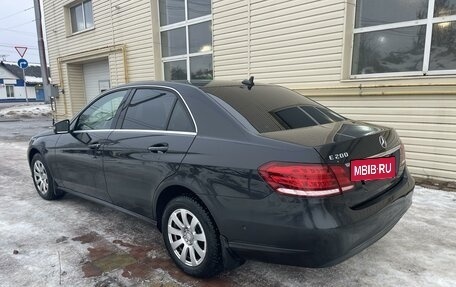 Mercedes-Benz E-Класс, 2013 год, 1 900 000 рублей, 6 фотография