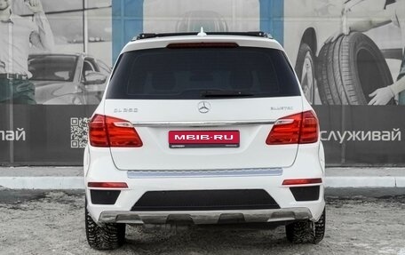 Mercedes-Benz GL-Класс, 2015 год, 3 699 000 рублей, 4 фотография