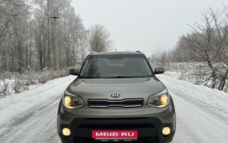 KIA Soul II рестайлинг, 2017 год, 1 650 000 рублей, 3 фотография