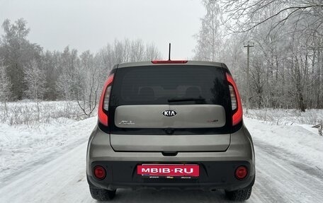 KIA Soul II рестайлинг, 2017 год, 1 650 000 рублей, 4 фотография