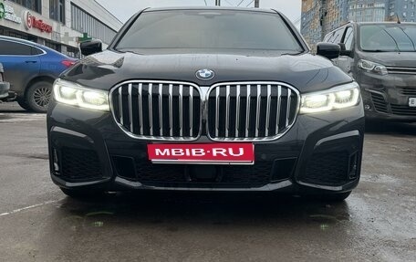 BMW 7 серия, 2021 год, 10 000 000 рублей, 1 фотография