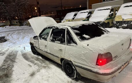 Daewoo Nexia I рестайлинг, 1999 год, 125 000 рублей, 4 фотография