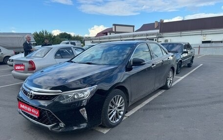 Toyota Camry, 2017 год, 3 390 000 рублей, 1 фотография