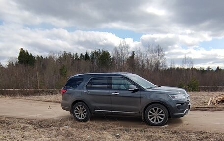 Ford Explorer VI, 2018 год, 2 990 000 рублей, 3 фотография