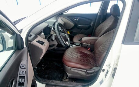 Hyundai Tucson III, 2010 год, 1 600 000 рублей, 8 фотография