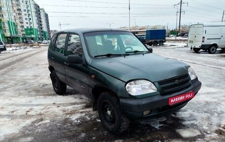 Chevrolet Niva I рестайлинг, 2004 год, 300 000 рублей, 2 фотография