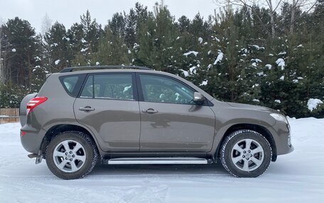 Toyota RAV4, 2010 год, 1 900 000 рублей, 7 фотография