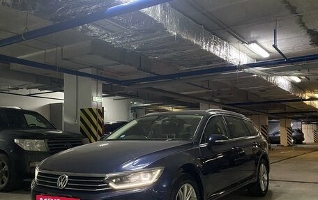 Volkswagen Passat B8 рестайлинг, 2015 год, 1 740 000 рублей, 9 фотография