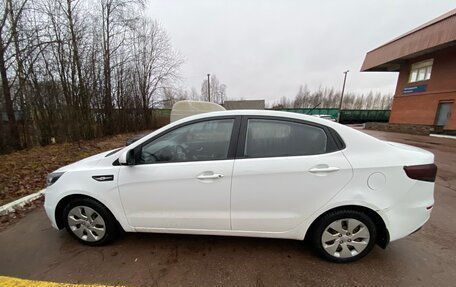 KIA Rio III рестайлинг, 2015 год, 875 000 рублей, 3 фотография