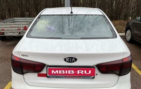 KIA Rio III рестайлинг, 2015 год, 875 000 рублей, 2 фотография