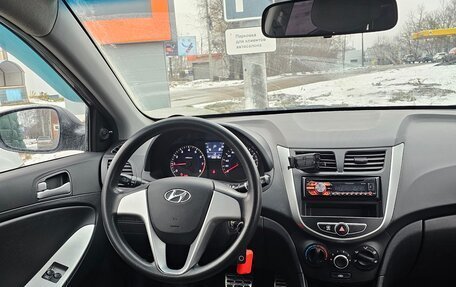 Hyundai Solaris II рестайлинг, 2012 год, 1 090 000 рублей, 8 фотография