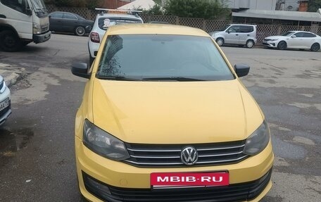 Volkswagen Polo VI (EU Market), 2018 год, 750 000 рублей, 2 фотография